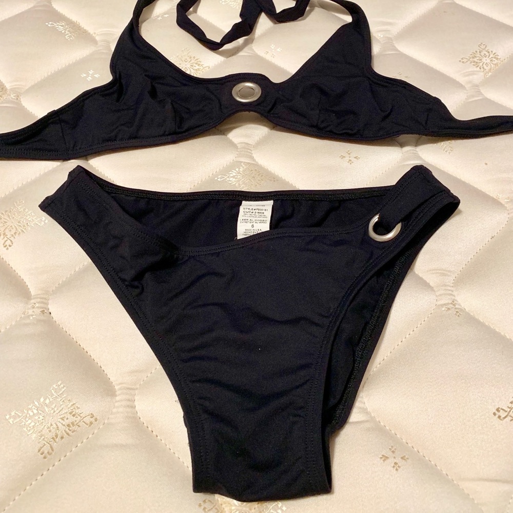 Black bikini size 6